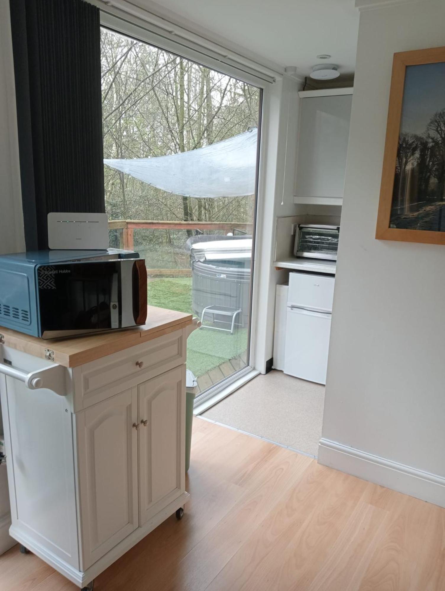 Relaxing Secluded Couples Getaway With Hot Tub Eaton (Congleton)